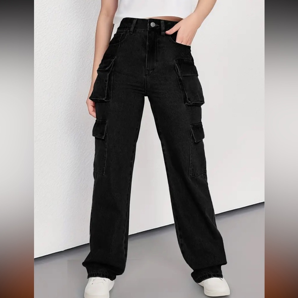 Black Cargo Jeans